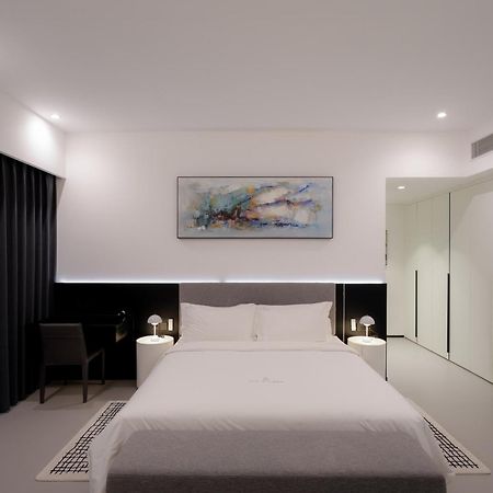 One Riviera Hotel And Residences Ban Souanmone 外观 照片