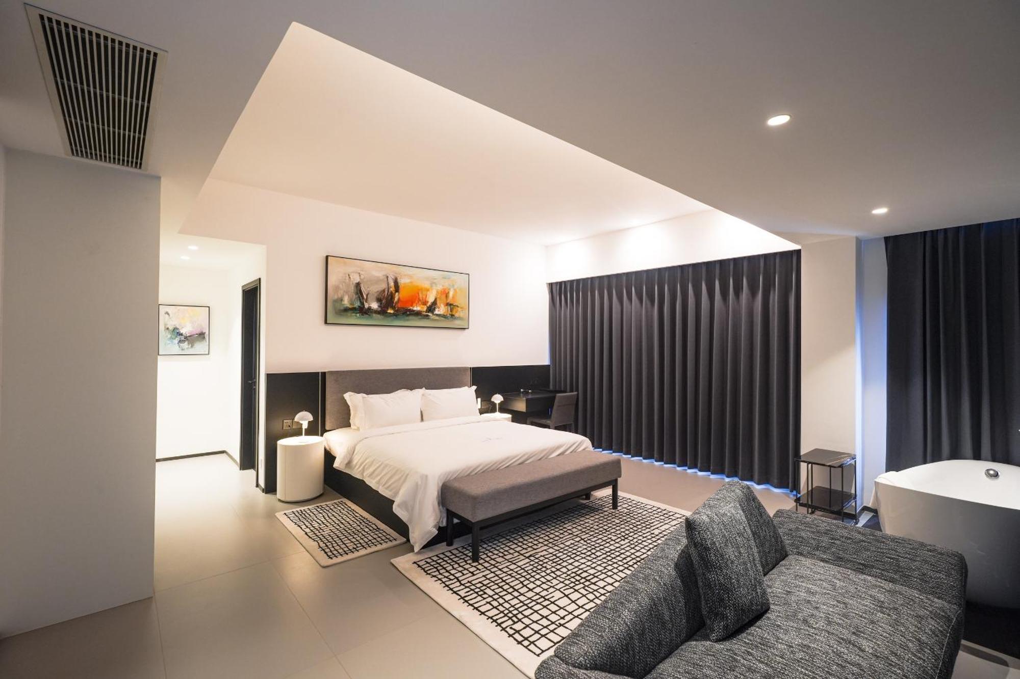 One Riviera Hotel And Residences Ban Souanmone 外观 照片