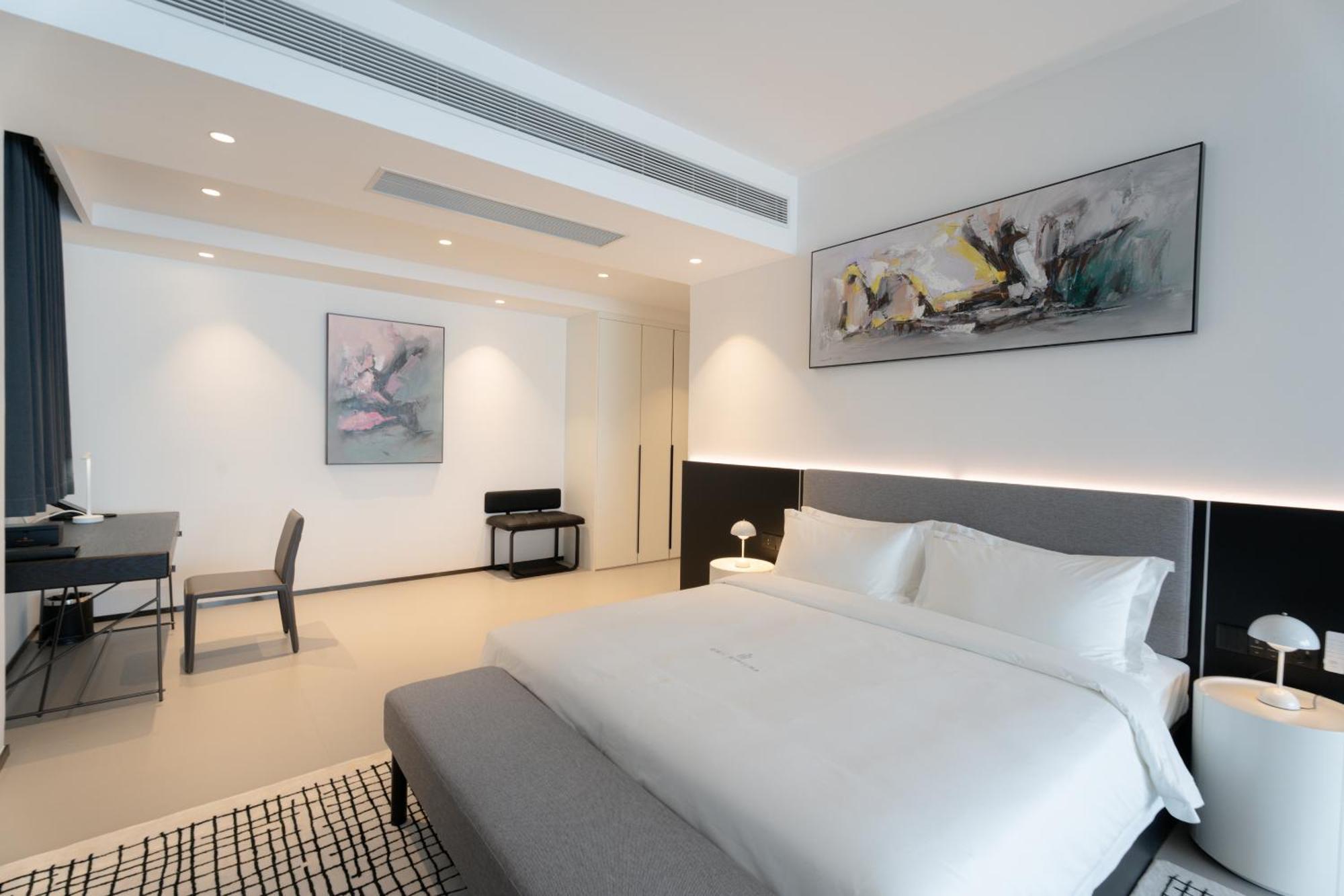 One Riviera Hotel And Residences Ban Souanmone 外观 照片