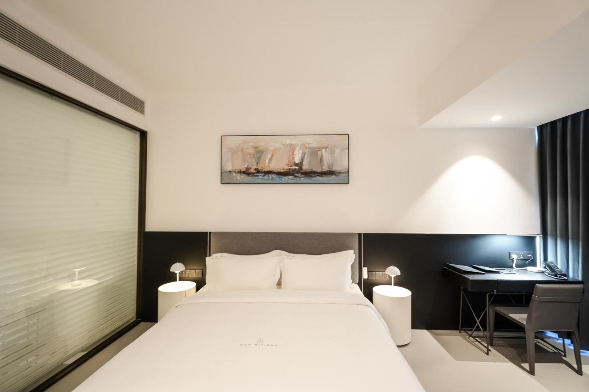 One Riviera Hotel And Residences Ban Souanmone 外观 照片