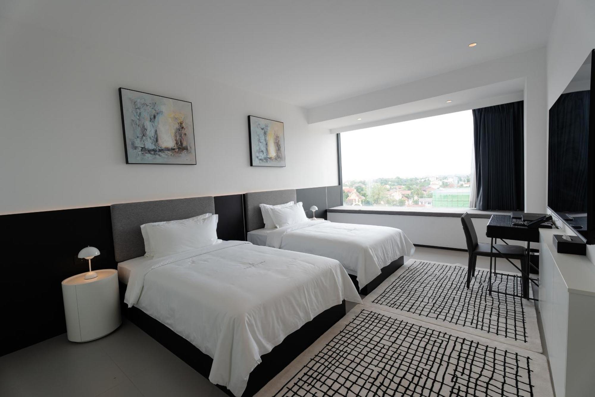 One Riviera Hotel And Residences Ban Souanmone 外观 照片