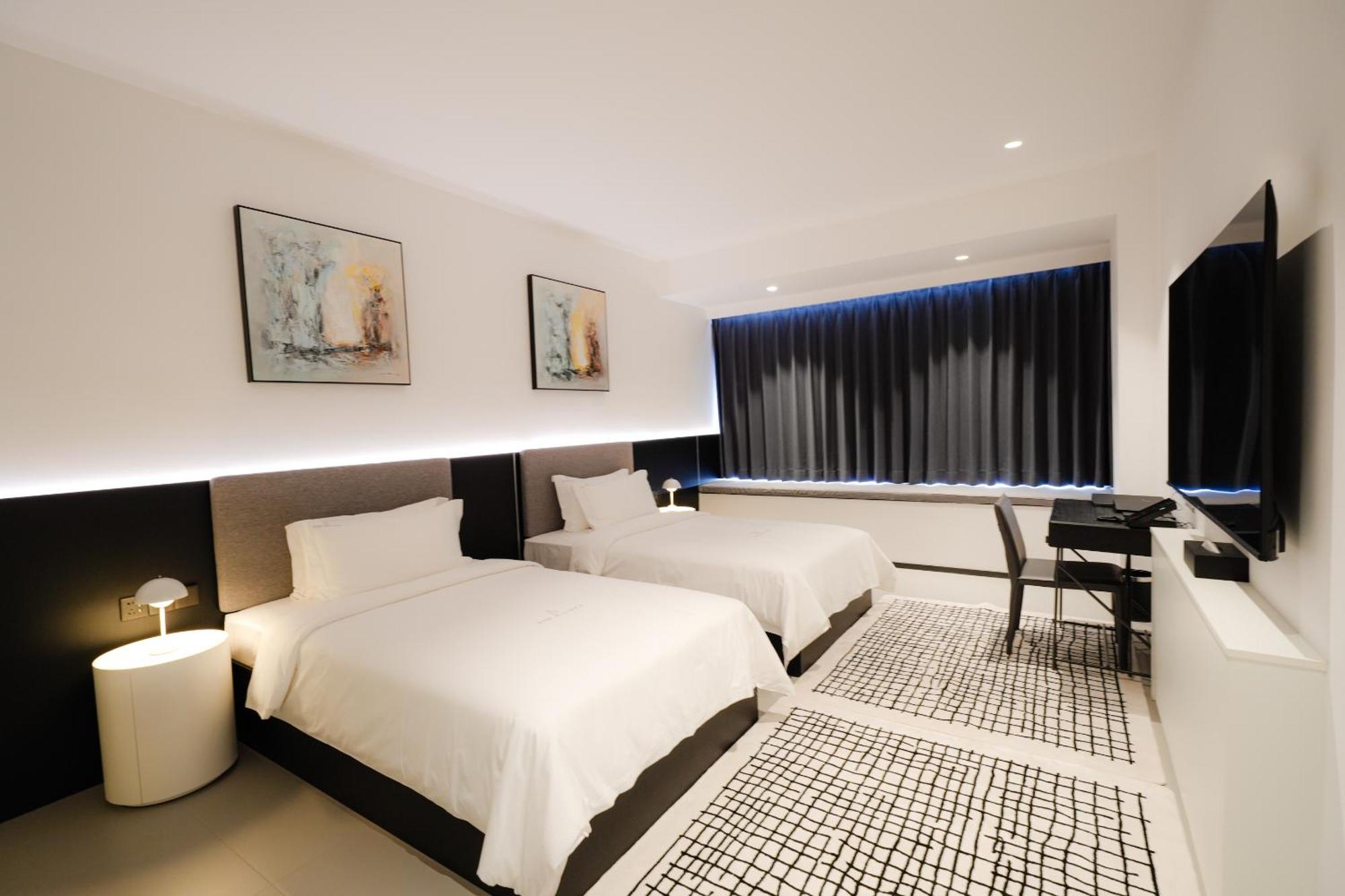 One Riviera Hotel And Residences Ban Souanmone 外观 照片