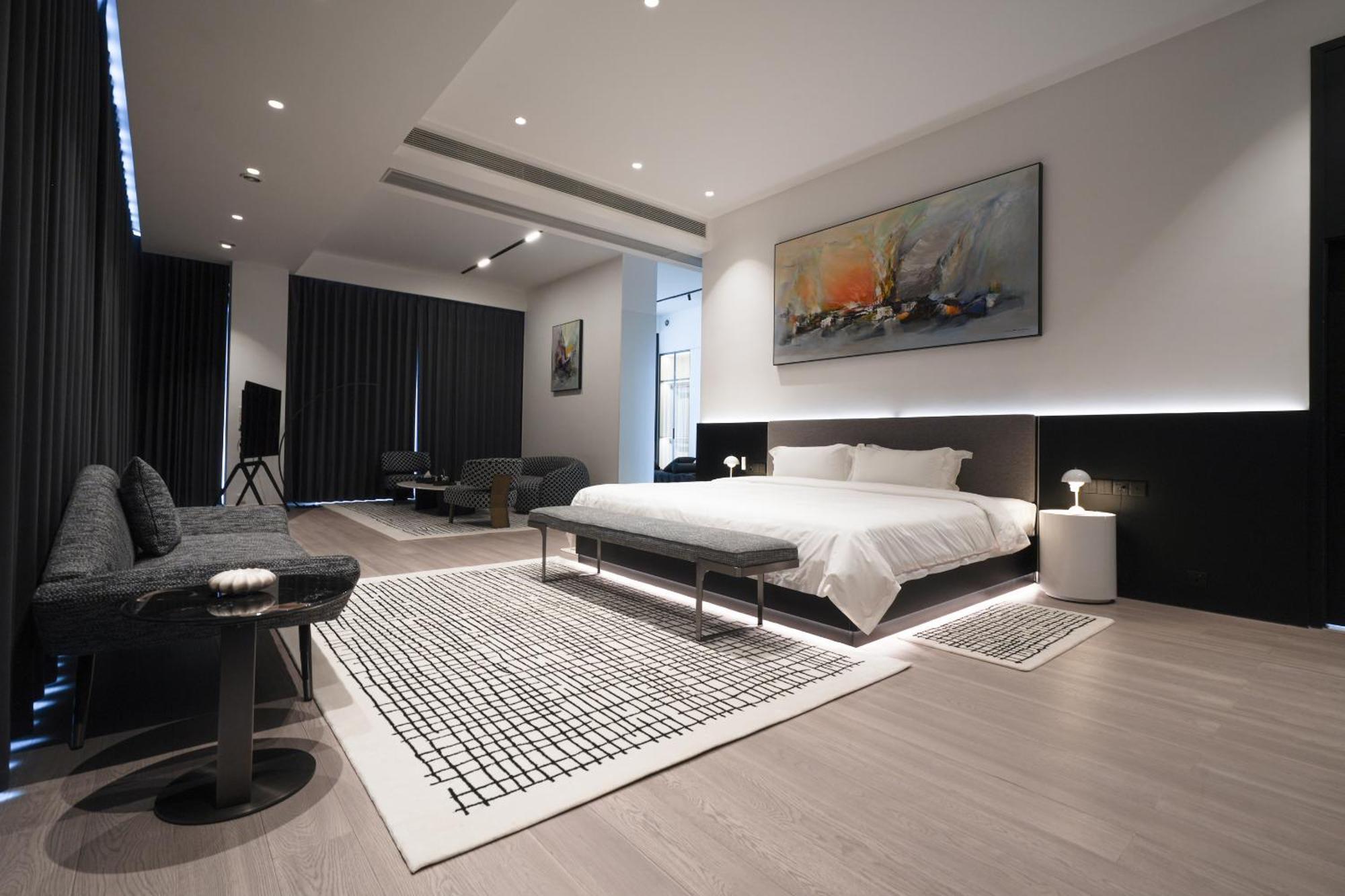 One Riviera Hotel And Residences Ban Souanmone 外观 照片