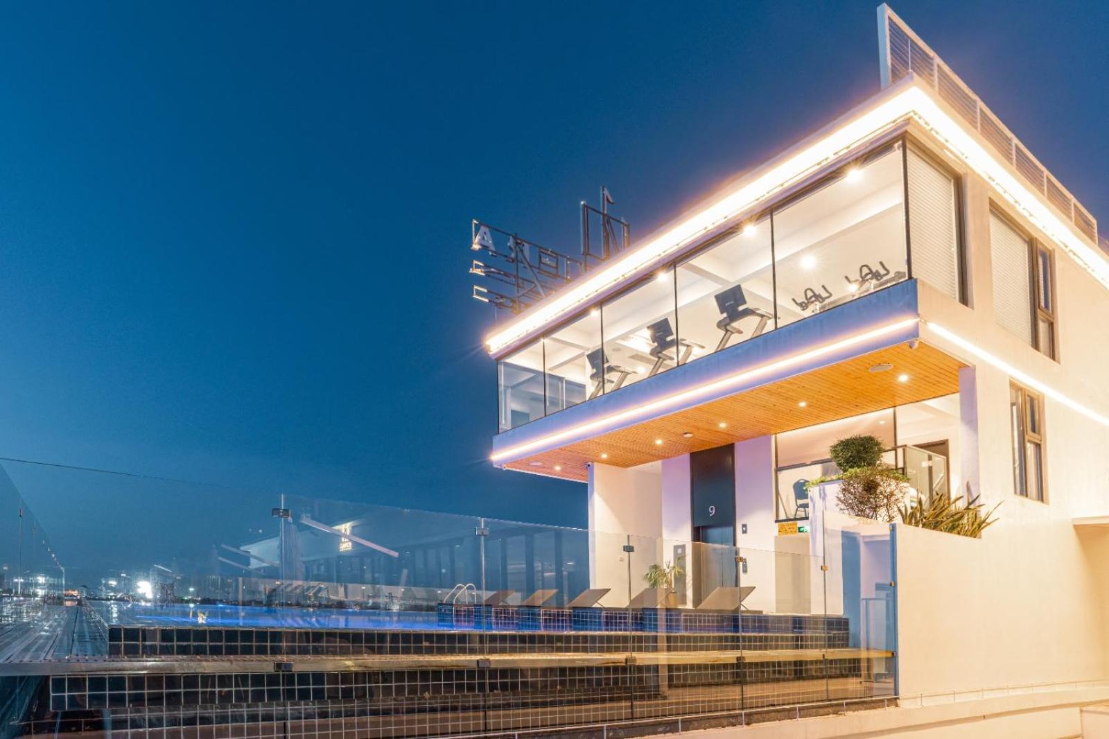One Riviera Hotel And Residences Ban Souanmone 外观 照片
